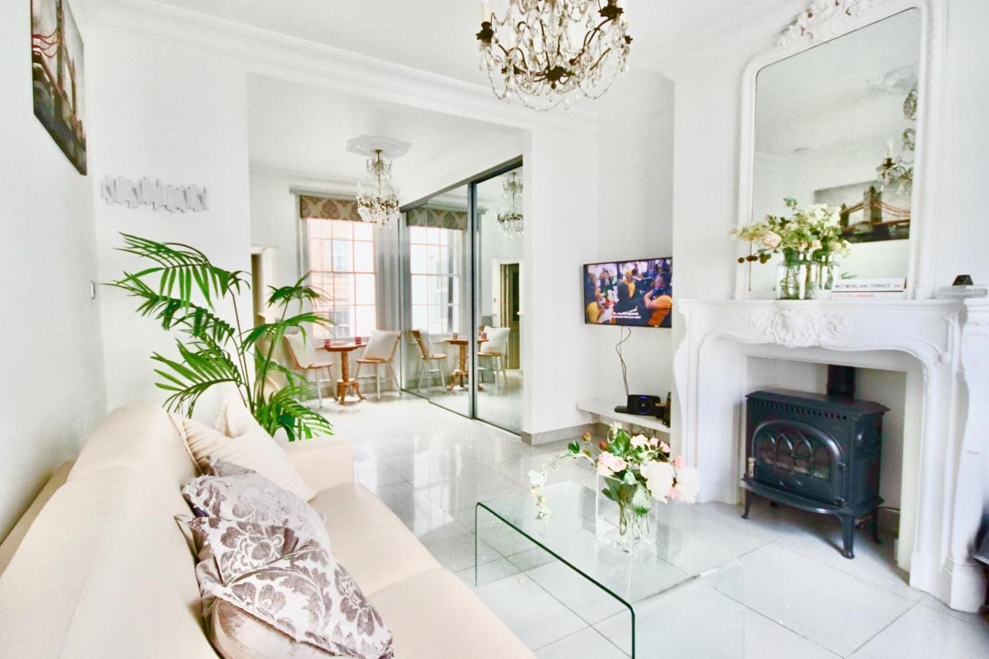 Victoria Belgravia Townhouse Apartment ลอนดอน ภายนอก รูปภาพ